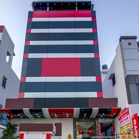 Oyo 5362斯帕尔大酒店 维沙卡帕特南 外观 照片