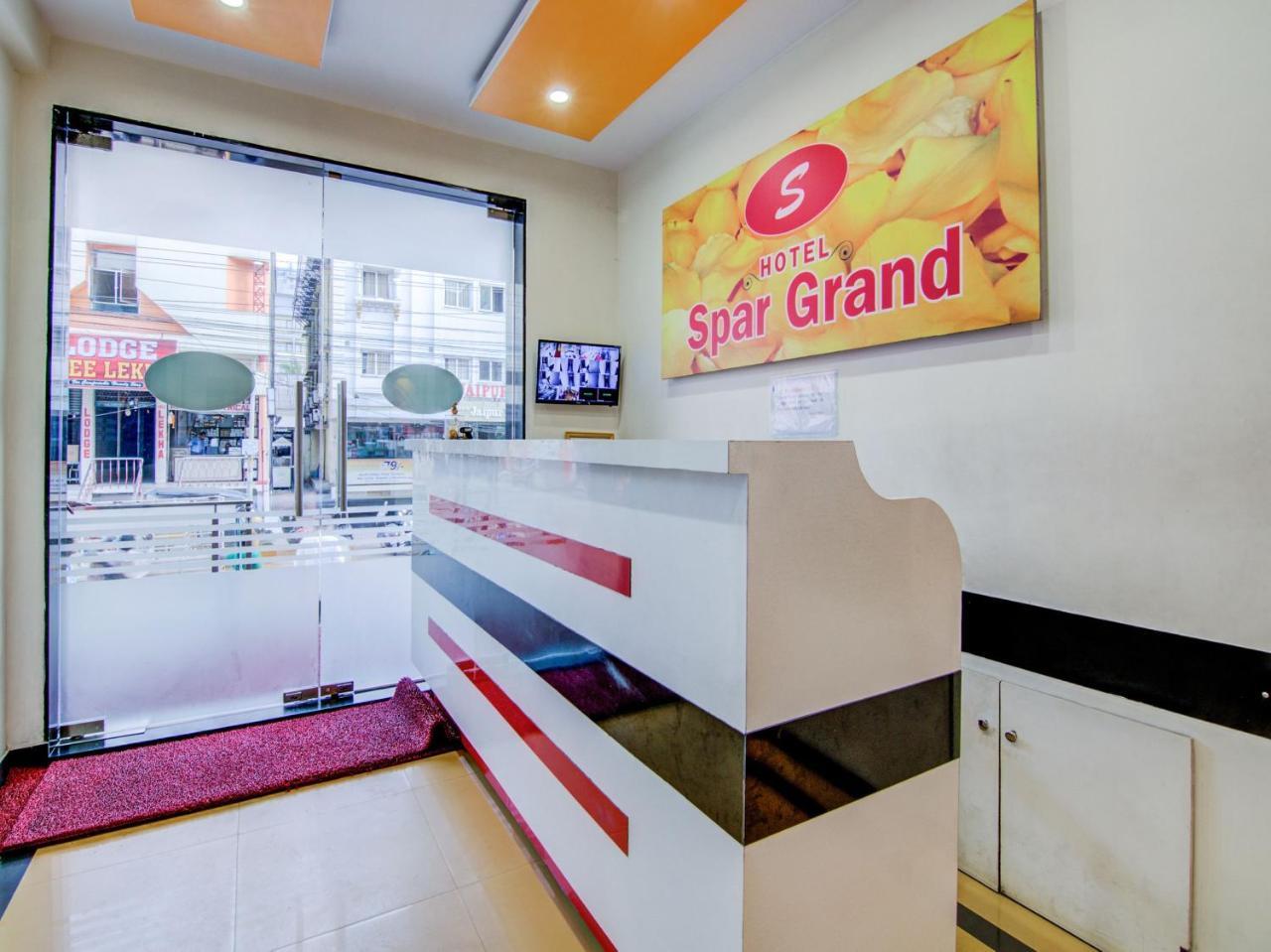 Oyo 5362斯帕尔大酒店 维沙卡帕特南 外观 照片